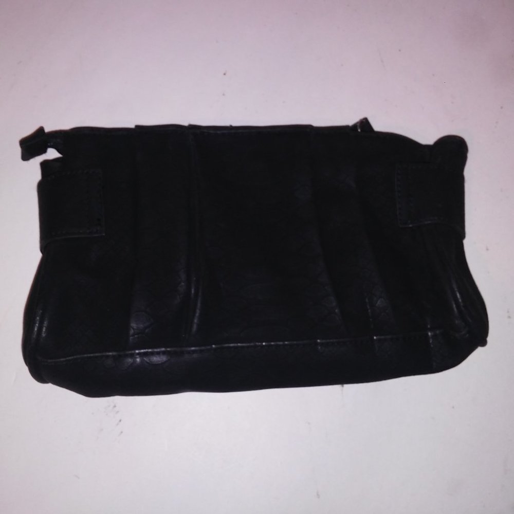 Victoria Secret Wristlet Purse Bag Black Logo Snakeskin Print Silver Hardware 9 - Picture 8 of 10